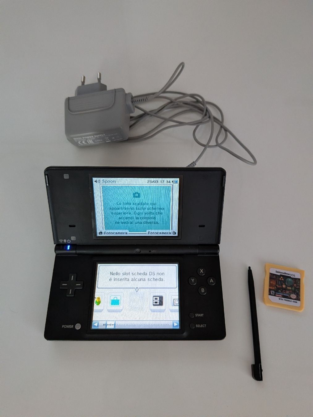Nintendo Konsolen: Nintendo DSi Nera + R4 Ottimo affare! – Gebraucht aus St. Margrethen SG von ade_vx7g
