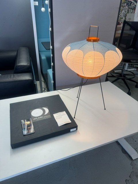 Vitra Lampen: Vitra Akari 9AD Leuchte – Gebraucht aus Zollikofen von OberliAG