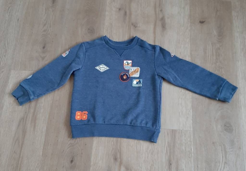 Pullover & Sweatshirts: Schöner Pullover blau Gr. 116 – Gebraucht aus Bütschwil von enzian008