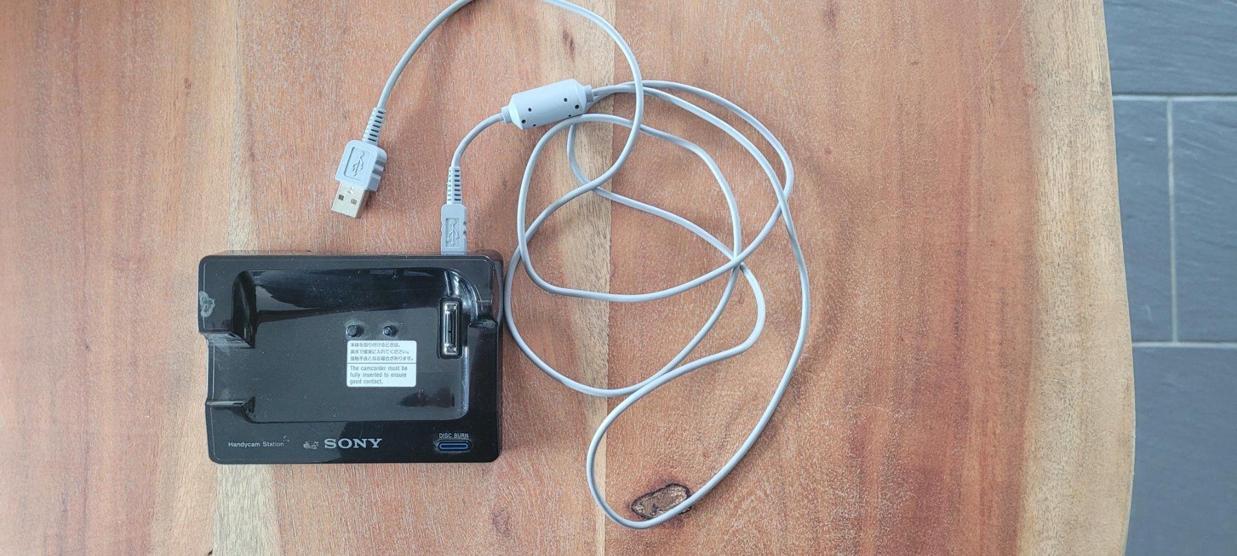 Sony Videocamere: Sony Handycam DCR-SR62 – Usato da Weesen venduto da peteroswald 6