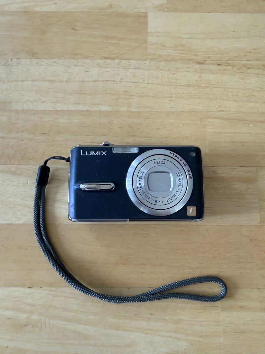 Panasonic Fotocamera: Panasonic Lumix DMC-FX07 Digitalkamera – Usato da Giswil venduto da urr_7c5j 9