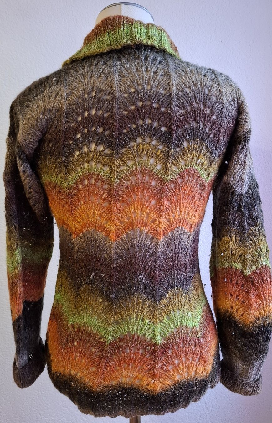 Maglioni & Felpe: Strickpullover im Wellenlochmuster – Usato da Winterthur venduto da DanielaB07 1