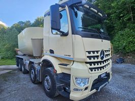 Mercedes 4448 Silo Arocs