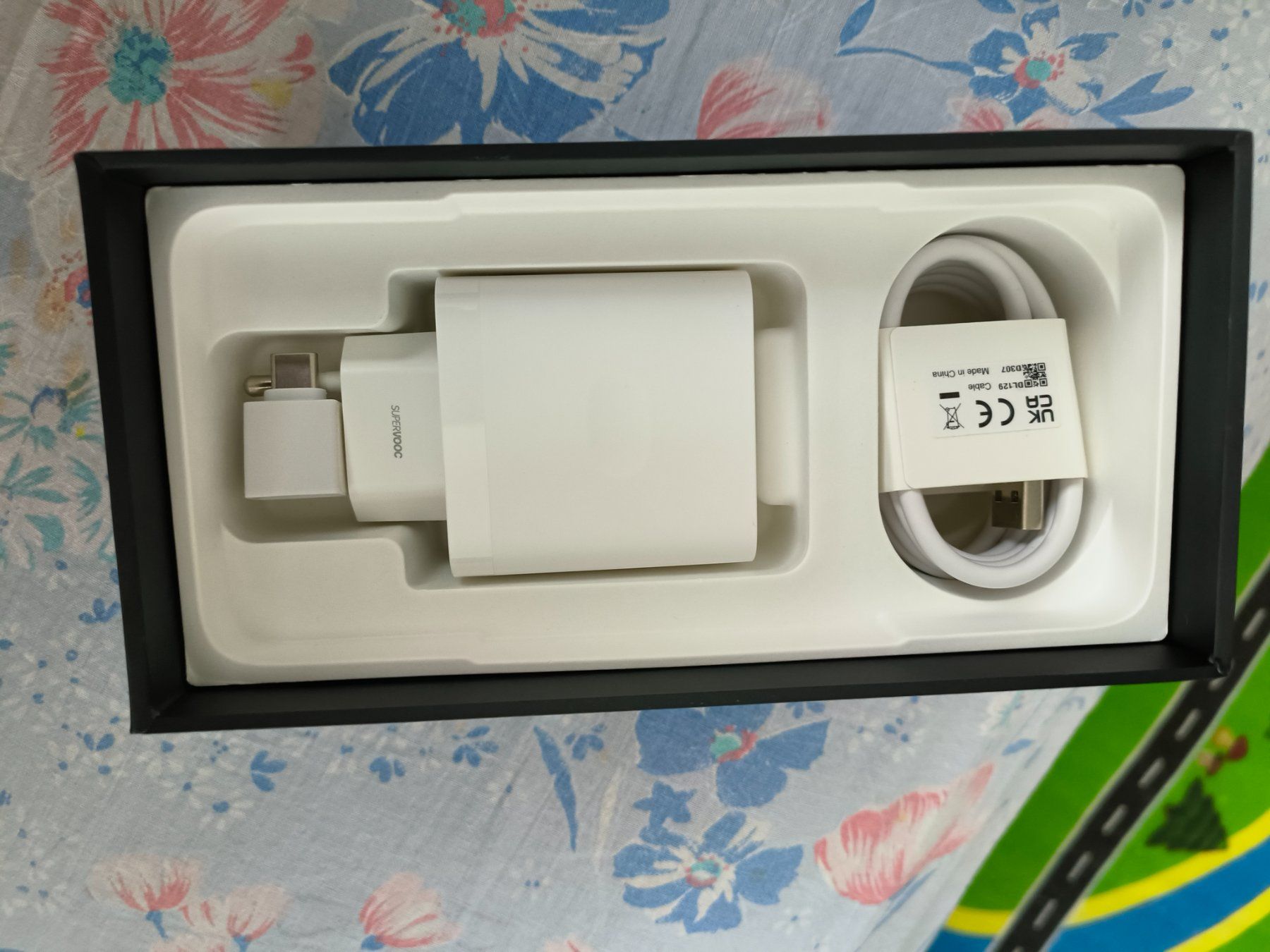 Oppo Telefoni cellulari / Smartphones: Oppo find x5 Lite 256GB – Nuovo (secondo la descrizione) da Holderbank AG venduto da Pira20 2