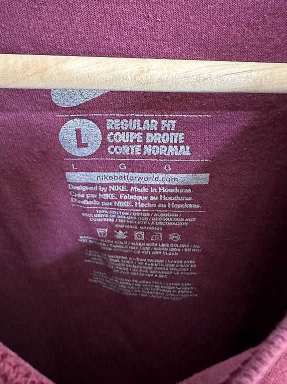 T-shirt: Vintage Nike Shirt – Usato da Buchs AG venduto da Sibylle34 2