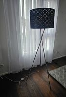 Stehlampe