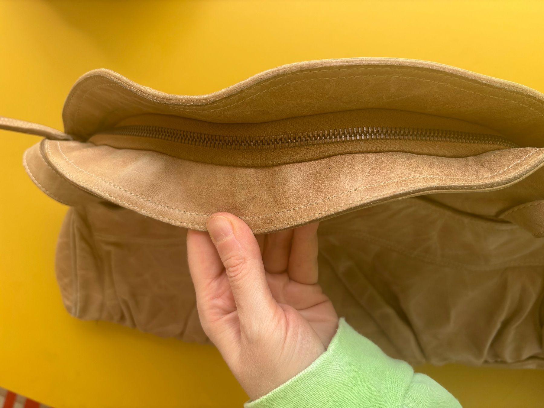 H&M Borse da donna: H&M TREND grau-beige Ledertasche – Usato da Zürich venduto da missmodernage 4