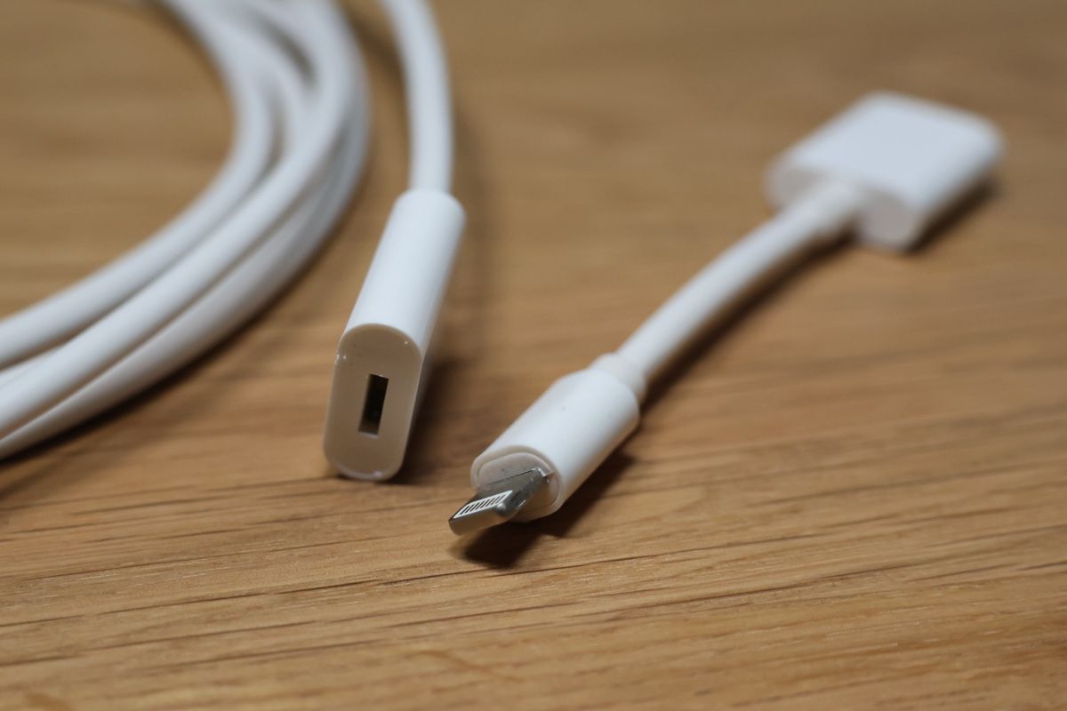 Belkin Laufwerke & Adapter: Belkin Lightning Audio + Charge Rockstar Adapter – Gebraucht aus St. Gallen von UsDeSchwiz 6