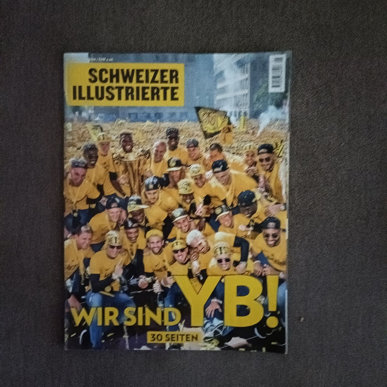 Riviste & Magazine: Schweizer Illustrierte YB Meister 2019 – Usato da Madiswil venduto da Ybfan...