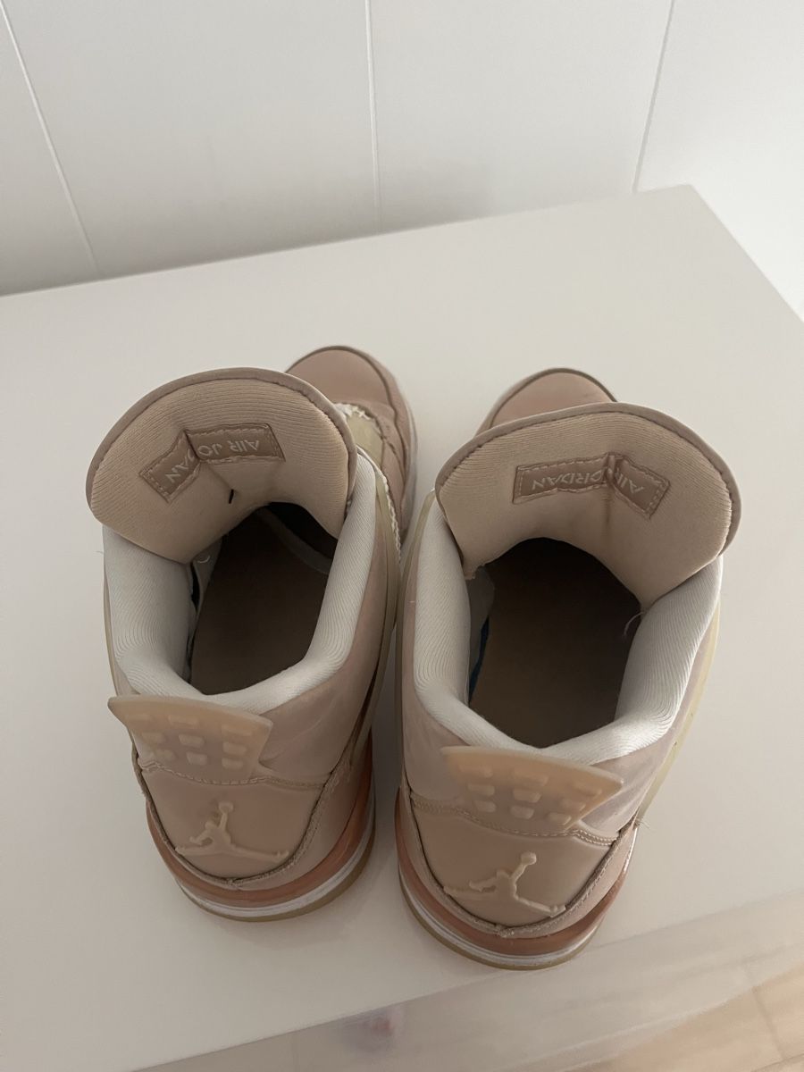 Jordan Scarpe da donna: Air Jordan 4 Retro Shimmer – Usato da Ennetbürgen venduto da ser_q5qn 3