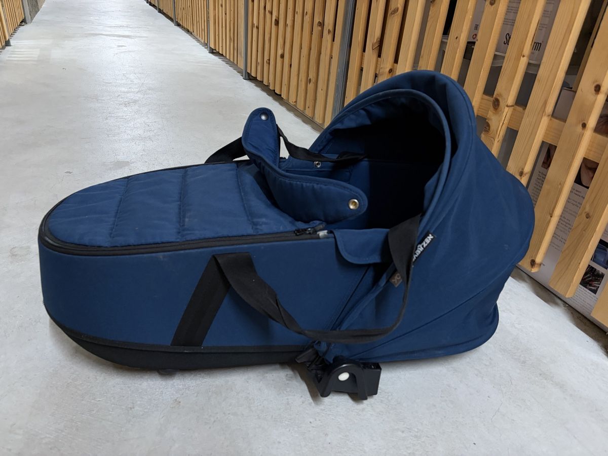 Stokke Carrozzine: Babywanne Yo-yo – Usato da Zürich venduto da Mariem.