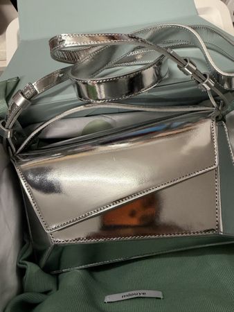 Mlouye Small Naomi Mirror Tasche Silber