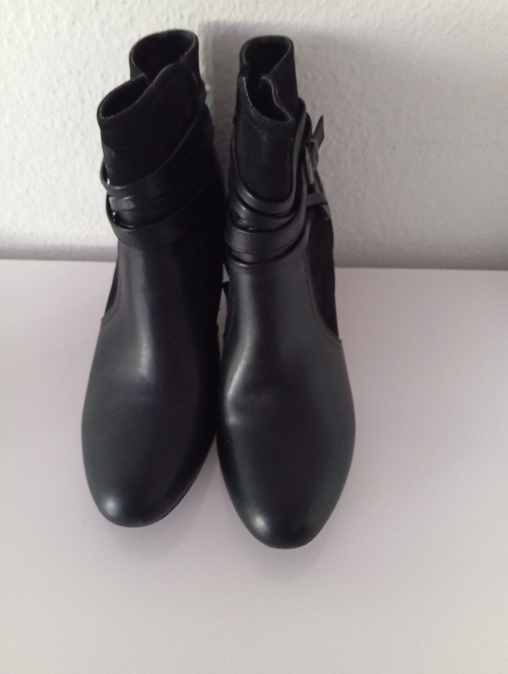 Scarpe da donna: New bottines – Usato da Fribourg venduto da mal_8zjh 2