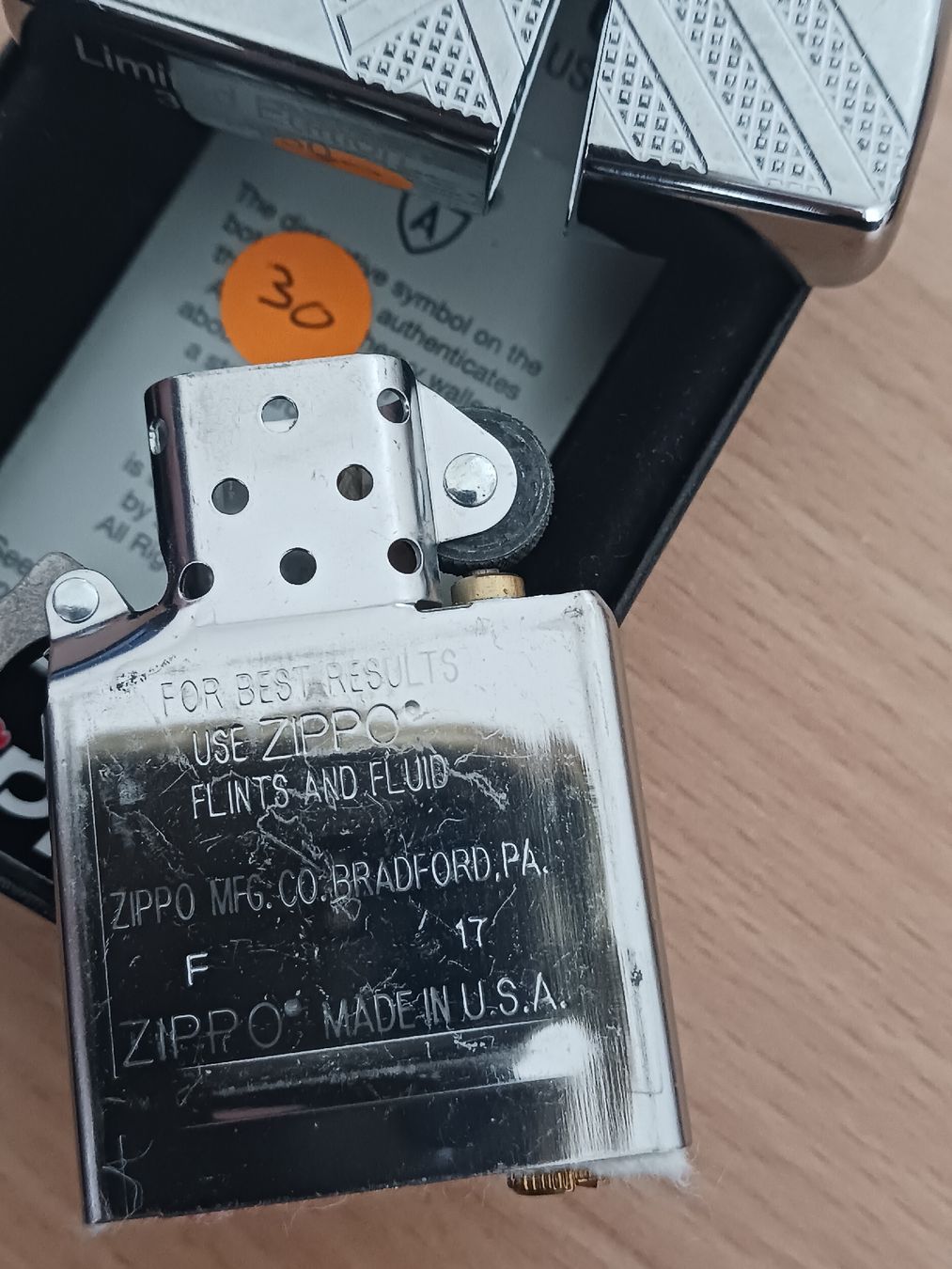 Zippo Briquets: Zippo Armor Case 2018  – Neuf avec emballage d'origine à Sion par aym_g5t9 5
