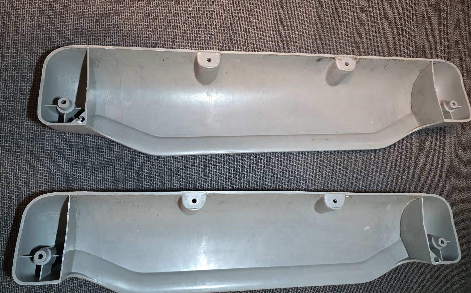 Renault Tutti pezzi di ricambio auto: Twingo Türfach 2stk. Original – Usato da Wangs venduto da Restposten.Garage 3