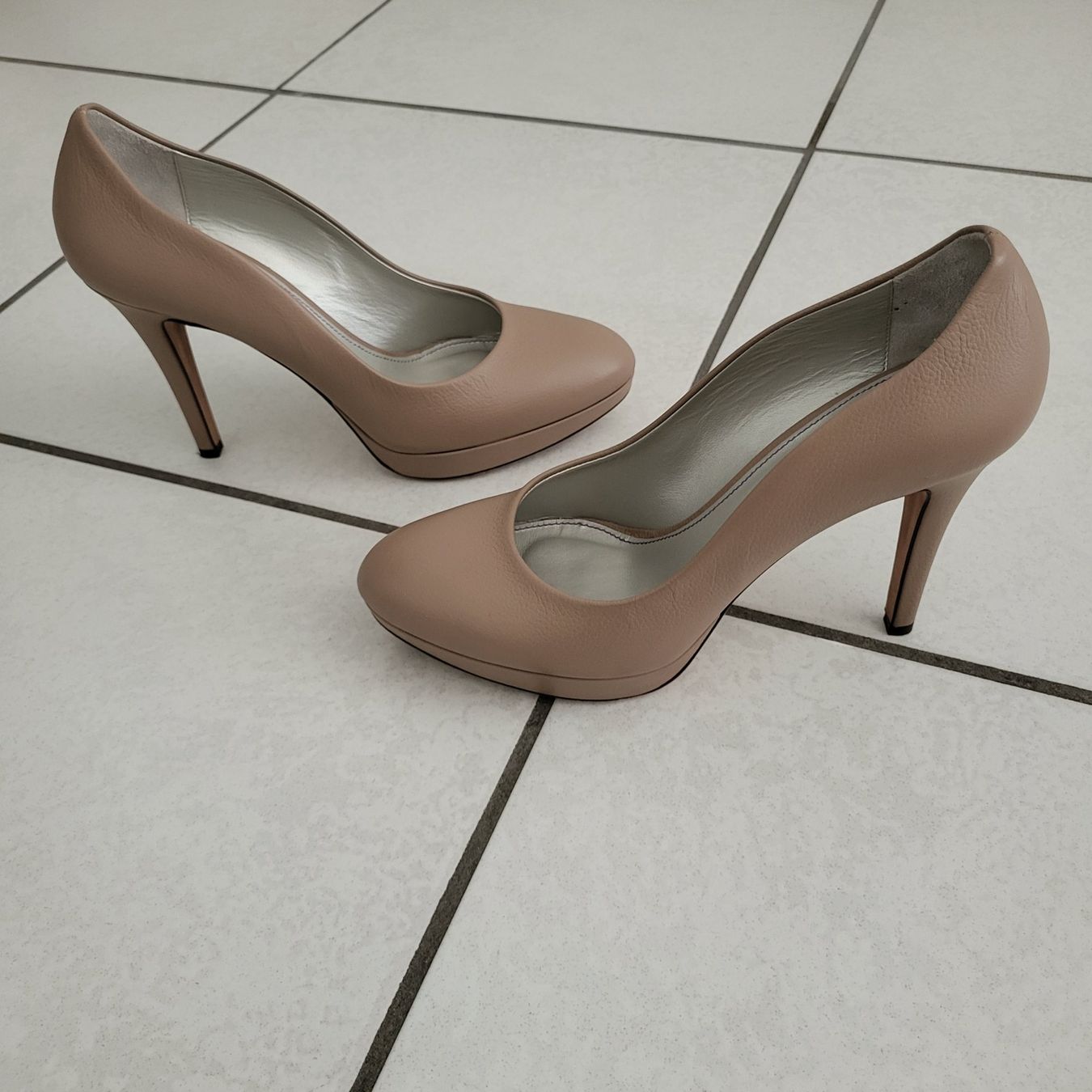 Navyboot Scarpe da donna: Navyboot Lederpumps gr.40 – Usato da Grüsch venduto da zottli26