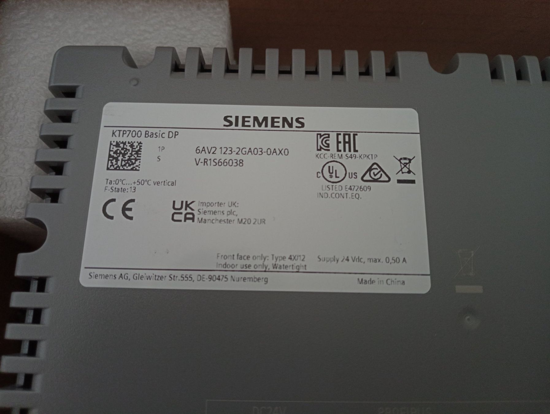 Siemens Componenti elettronici: Siemens SIMATIC HMI KTP700 Basic DP / 6AV2123-2GA03-0AX0 – Nuovo (secondo la descrizione) da Ufhusen venduto da HKSC 2