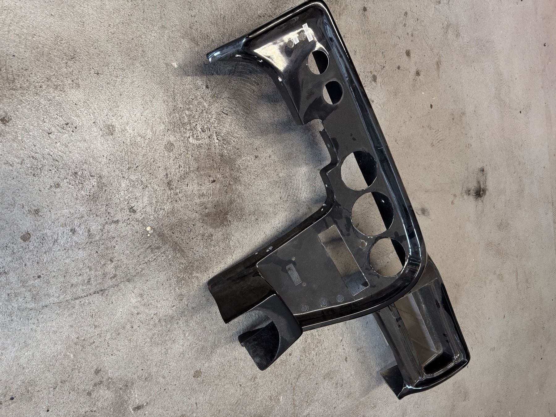 VW Tutti pezzi di ricambio auto: VW Buggy Armaturenbrett – Usato da Villmergen venduto da Azsz71