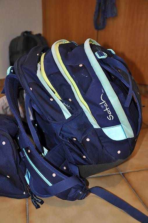 Zaini: Schulrucksacke satch dots + Sporttasche – Usato da Oberdiessbach venduto da frutner 4