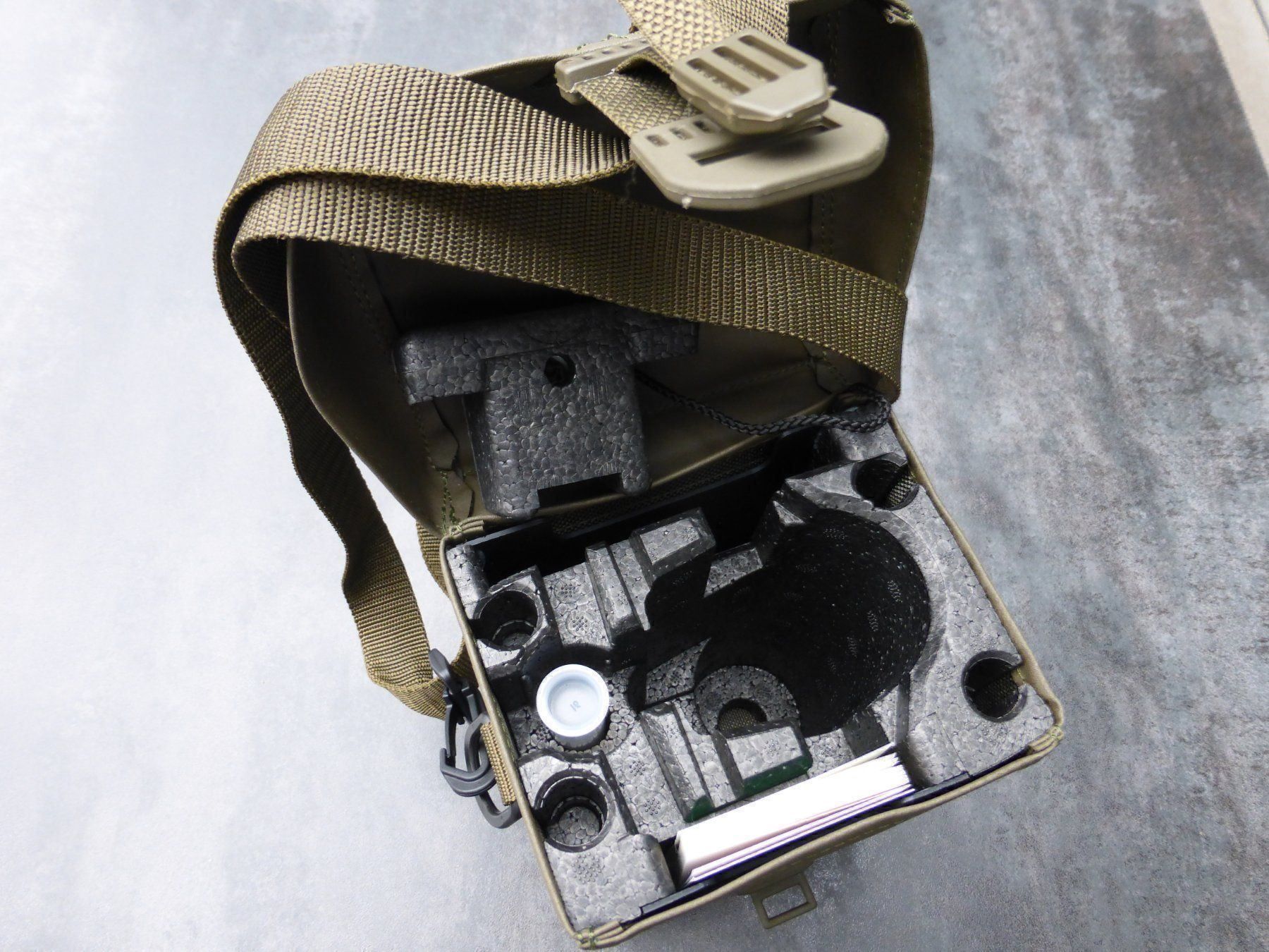 Schweizer Armee Borse: Einsatztasche BIM25 Schweizer Armee – Nuovo (secondo la descrizione) da Rüthi (Rheintal) venduto da Schmidtrubin1 2