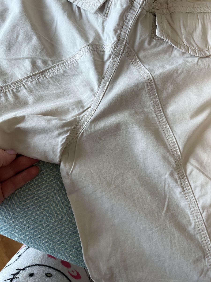 Urban Outfitters Hosen: Low waist cargo trousers – Gebraucht aus Lausanne von Lillielillie 4