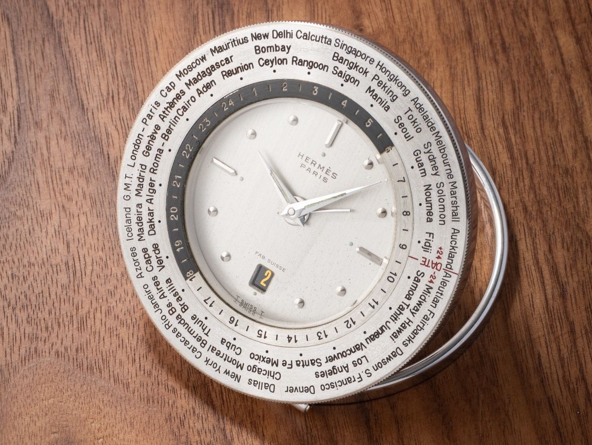 Hermès Orologi: Very Rare - HERMÉS Paris - World Time Table Clock with Case – Usato da Zürich venduto da KE-Sales