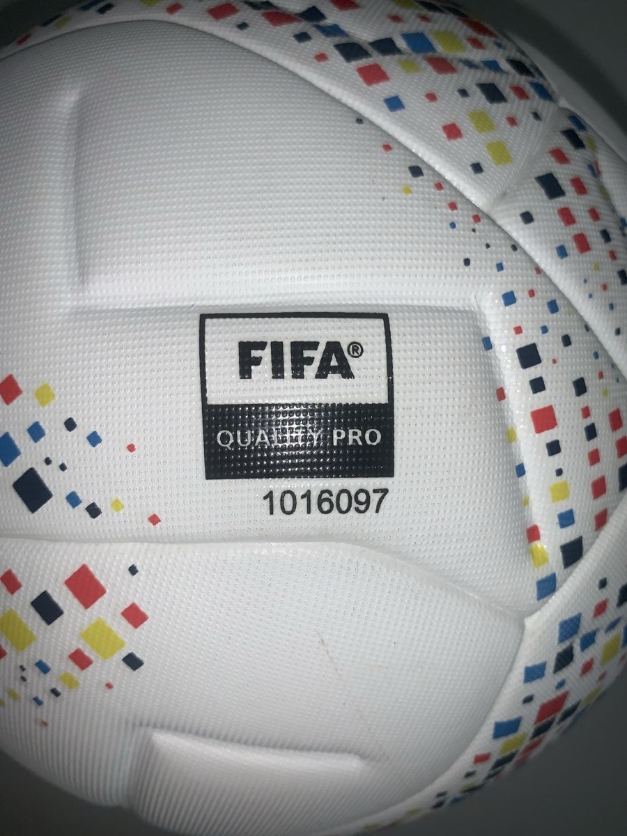 Palloni: Swiss Super League Official Match Ball - Macron Elevate – Usato da Corsier GE venduto da neiluj2003 3