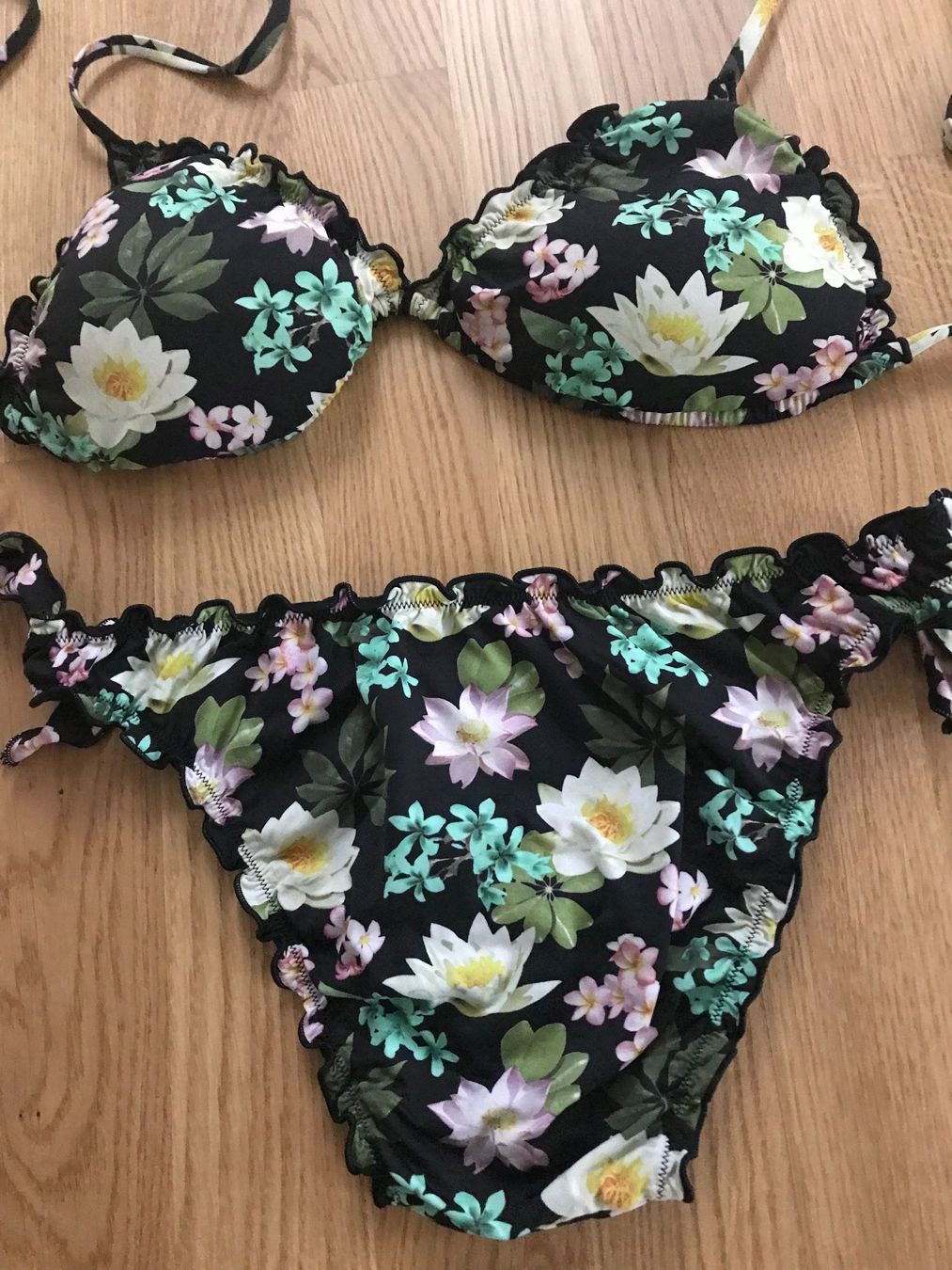 Maillots de bain & Bikinis: Bikini – D'occasion à Dübendorf par nela123 1