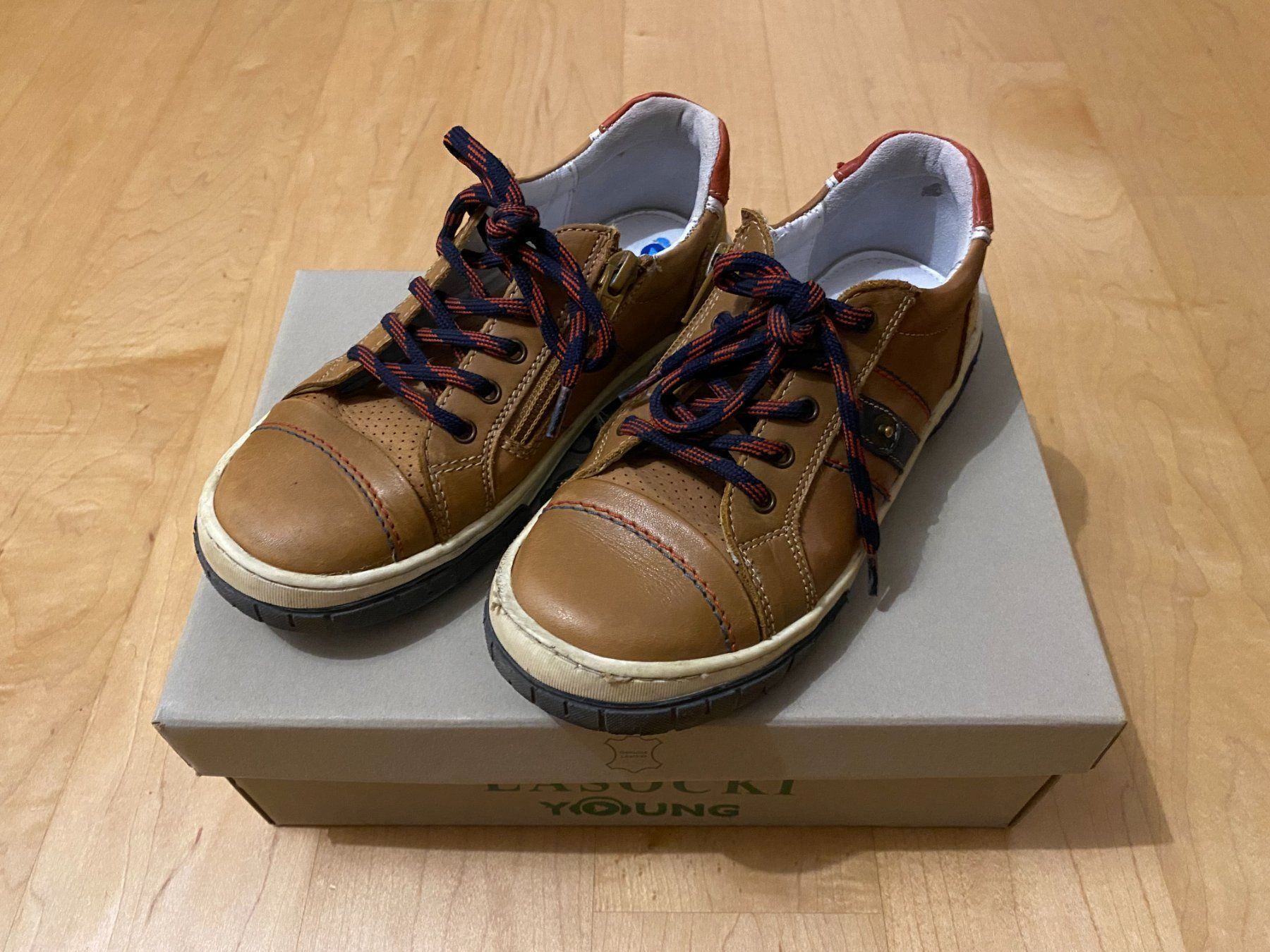 Scarpe per ragazzi: Sneaker Halbschuhe Lasocki Gr. 32 Leder – Usato da Flawil venduto da savoypremium