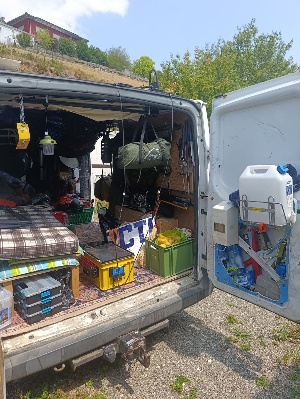 Ford Véhicules utilitaires: Ford Transit – D'occasion à laufen par alexi74 8