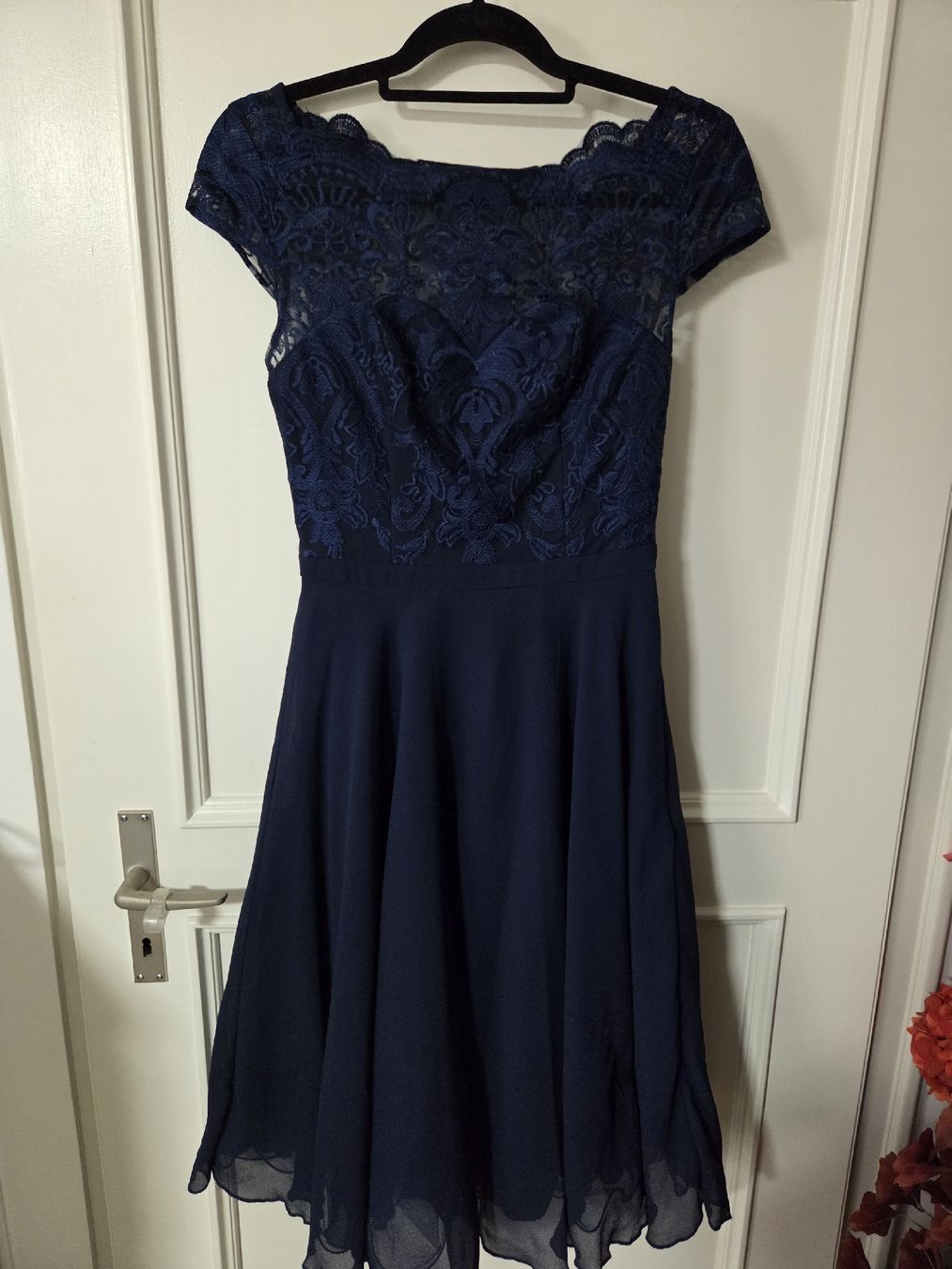 Vestiti: Dunkelblaues Spitzenkleid – Nuovo (secondo la descrizione) da Heiden venduto da A1inaH