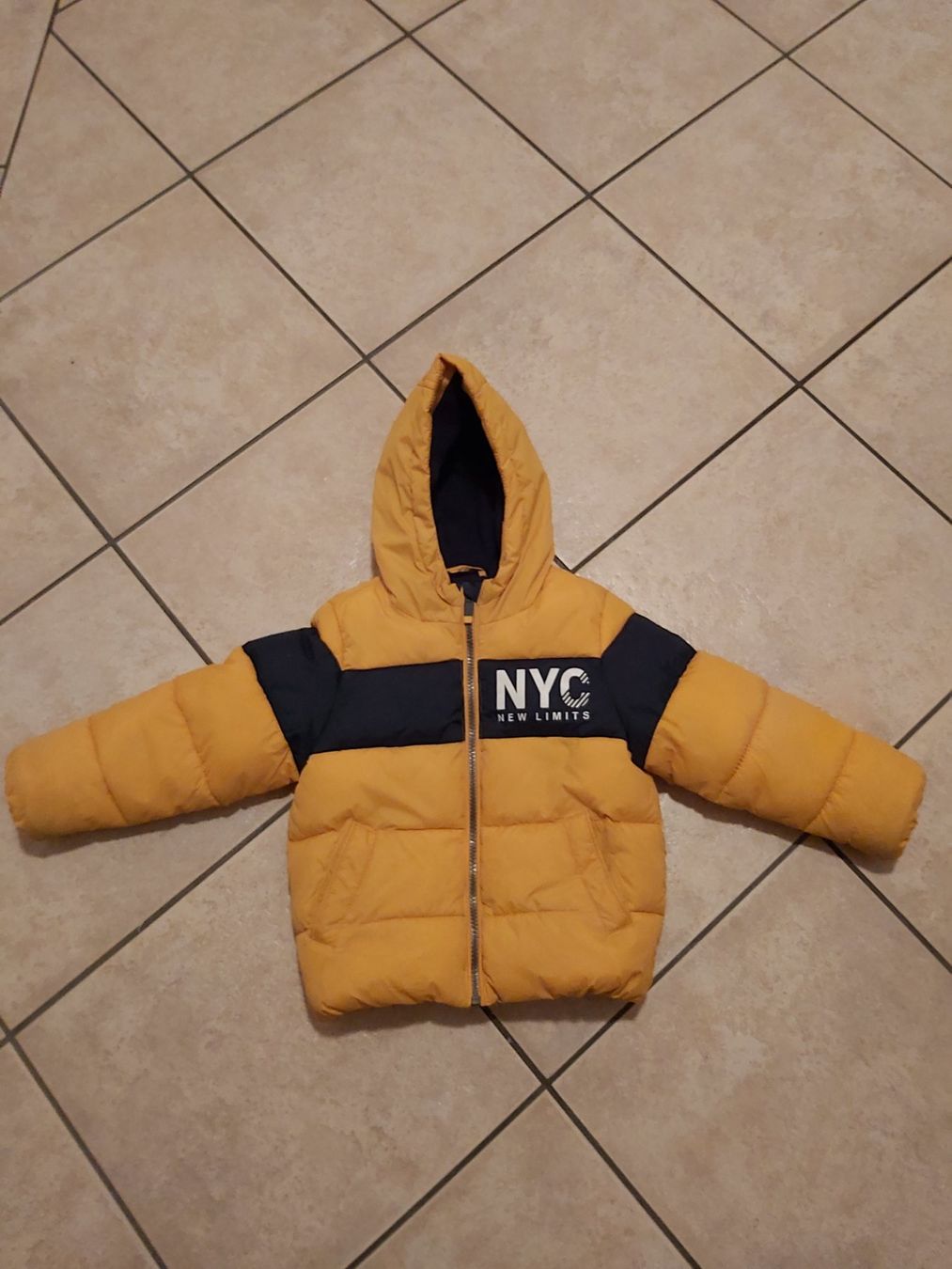 Giacche & Cappotti: Winterjacke gelb Gr.98 – Usato da Disentis/Mustér venduto da epa_862v