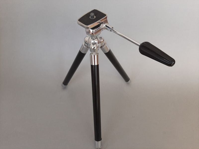 Stative & Stativköpfe: Fotostativ mini 27cm ausziehbar – Gebraucht aus Oberengstringen von Goldhase01