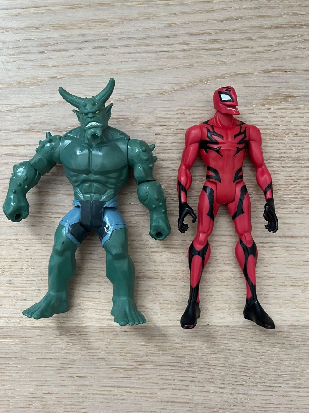 Marvel Statuette: Spiderman Figuren – Usato da St. Gallen venduto da Nickat