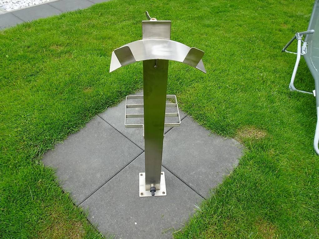 Rubinetteria: Wasserzapfsäule Edelstahl Wasserzapfstelle Garten – Usato da Eschen venduto da f-jag-f 3