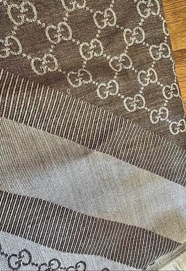 Gucci Foulard & Sciarpe: Gucci Schal braun/beige  – Usato da Bremgarten AG venduto da val_ch 2