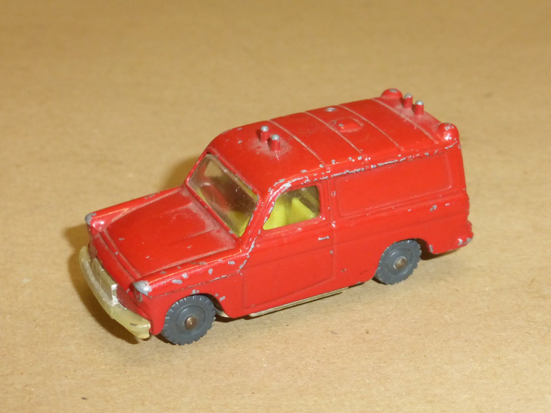 Modellini d'auto: Husky Ford Thames Van Modellauto rot – Usato da Gempen venduto da Smokie72 1