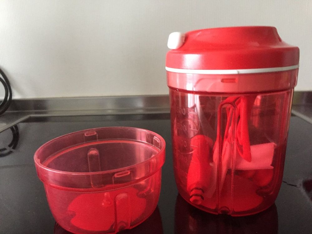 Speedy Chef Tupperware Rouge – Occasion – Hachoir Manuel Vintage