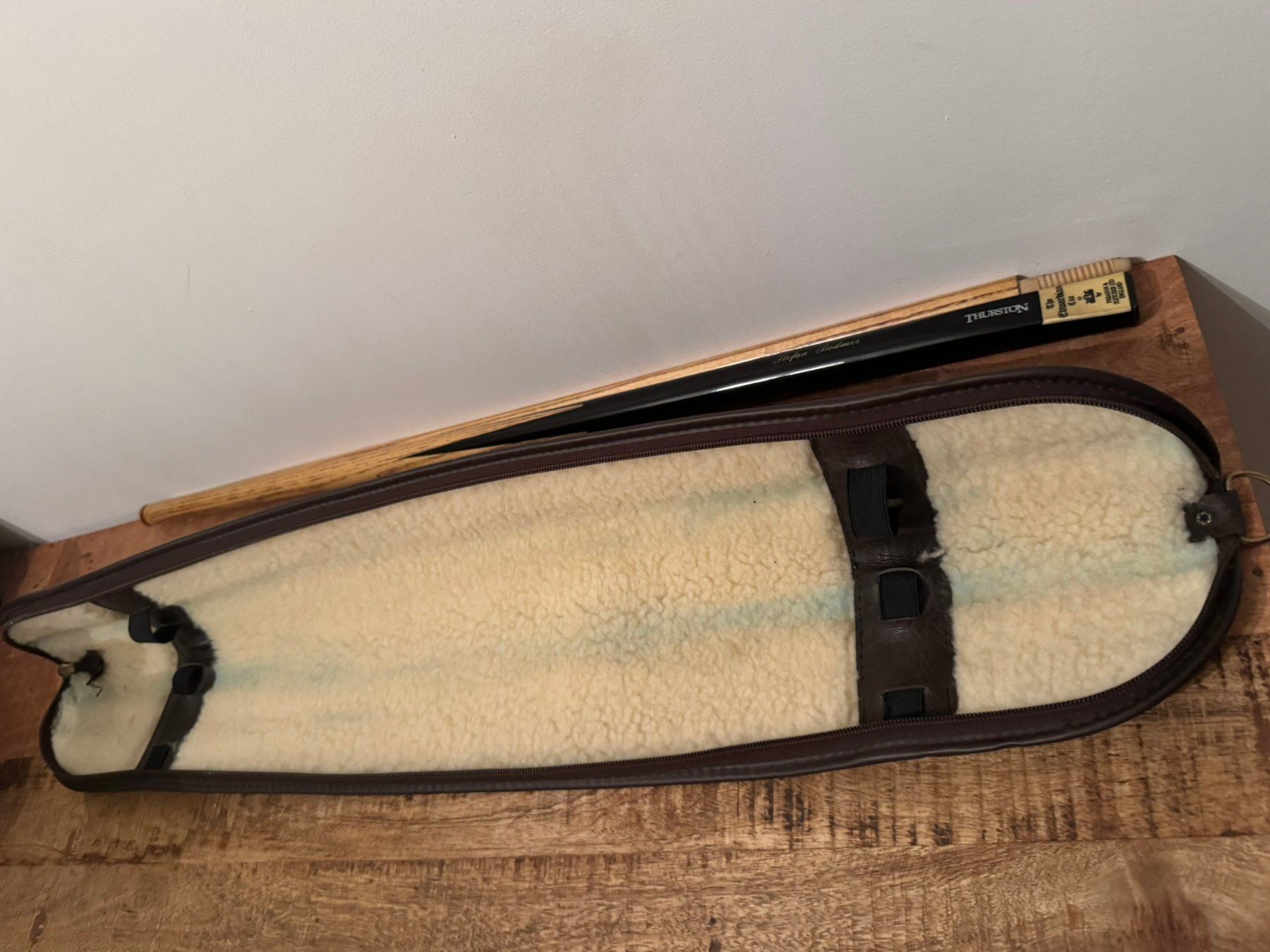 Stecche da biliardo: BCE Etui und Snooker Thurston Peradon Queue mit Gravur – Usato da Uhwiesen venduto da fel_5ghs 6