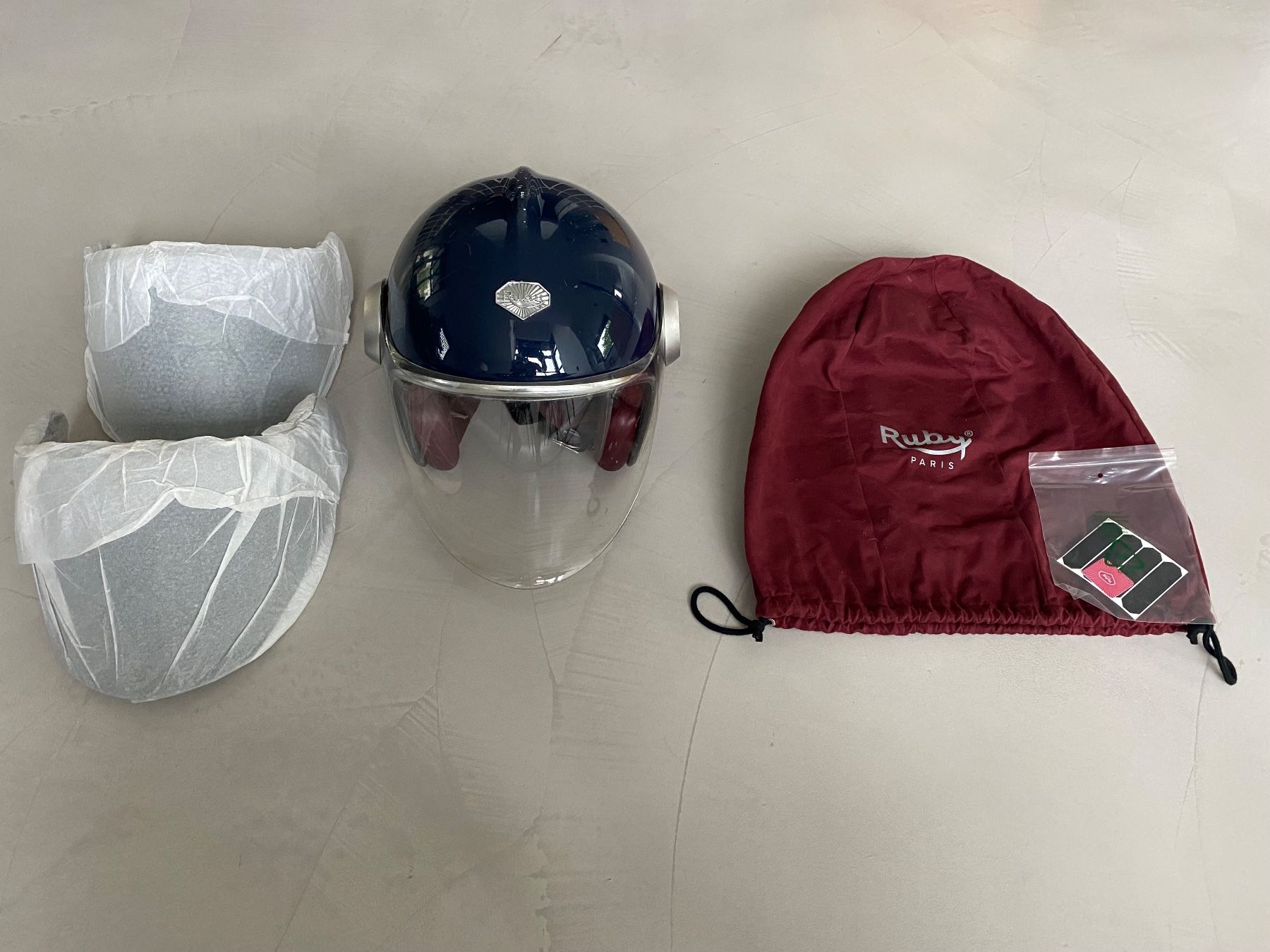 Helme & Visiere: Helm Ruby Belvedere Jet Franc Bourgeois – Gebraucht aus Kastanienbaum von tenniswerk