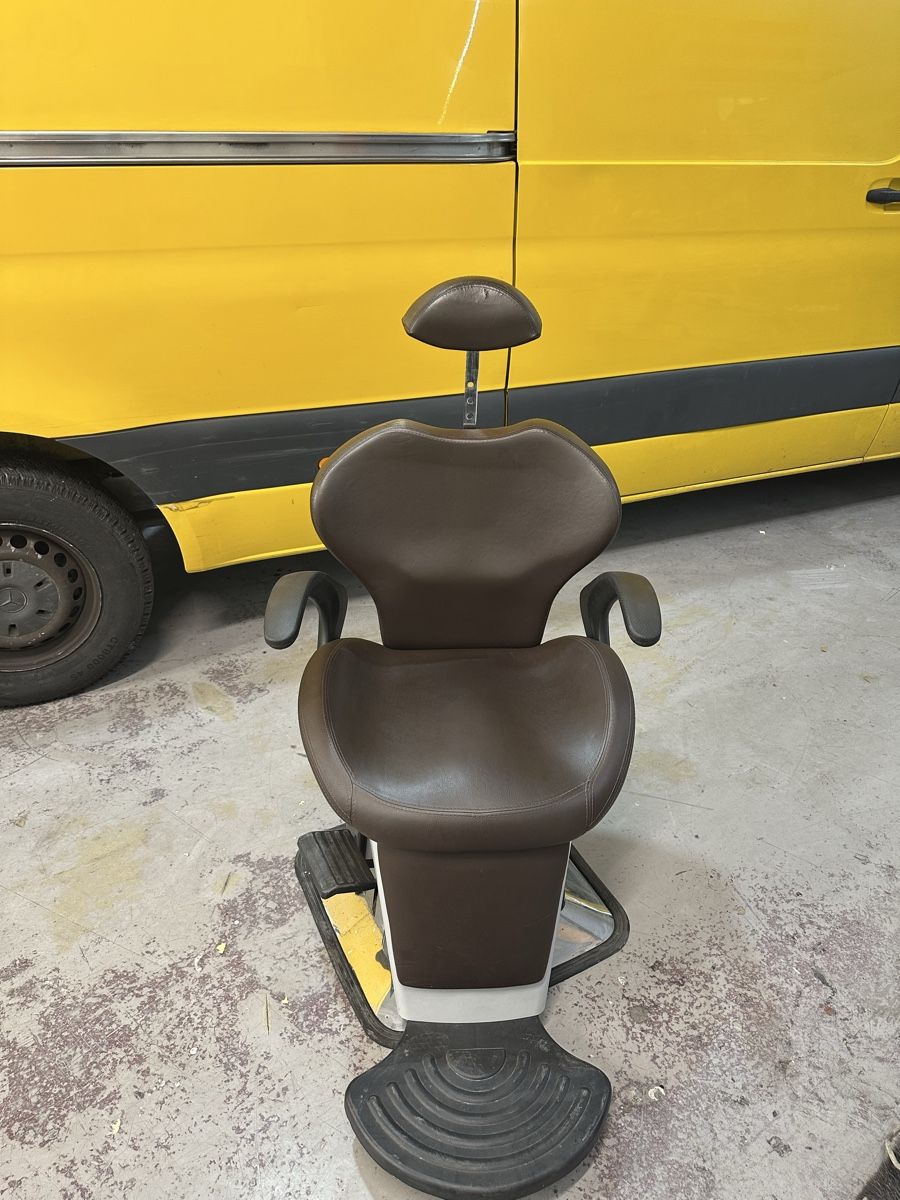 Kosmetik-& Massageliegen: Alpeda Barberstuhl – Gebraucht aus Dietikon von burak_taci 5