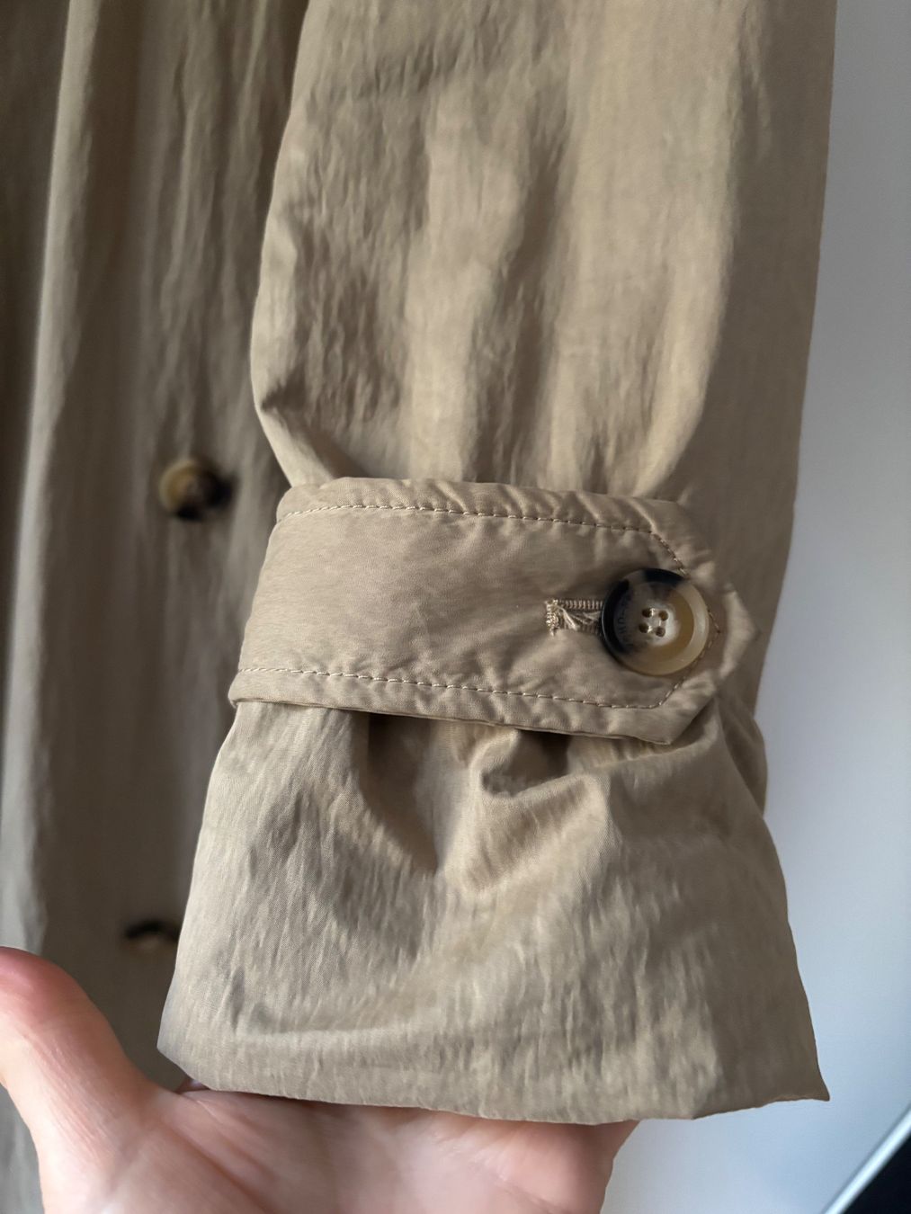 Oysho Cappotti: Trench Kamel M Oysho Sport – Usato da Fribourg venduto da dafral 2