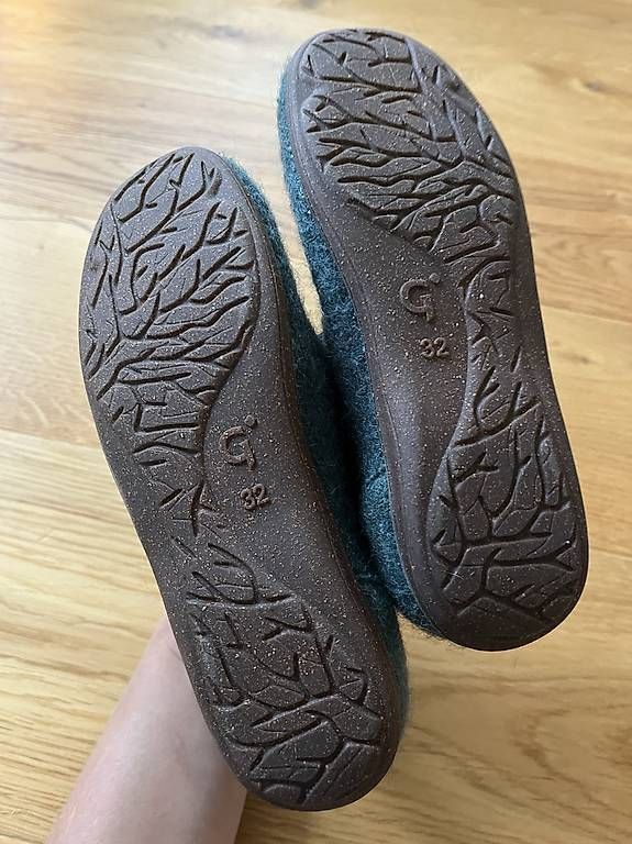 Chaussures garçon: Hausschuhe grösse 32 – D'occasion à Villmergen par Babiwe 2