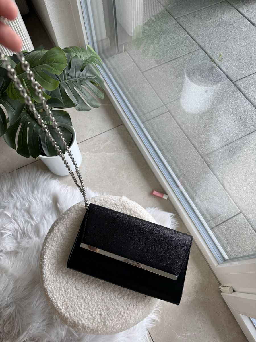 Taschen für Damen: Schwarze Tasche – Neu (gemäss Beschreibung) aus Bellmund von HAV2020