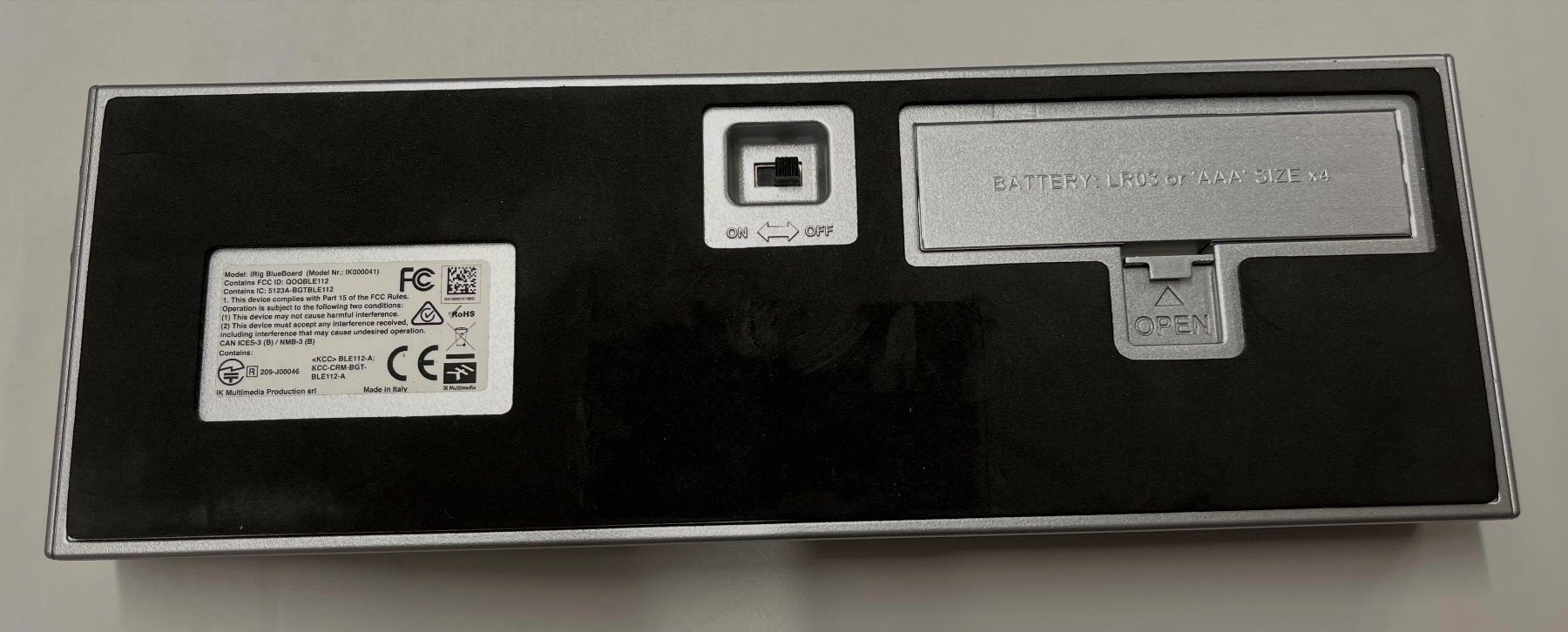 Sistema di controllo: iRig BlueBoard MIDI Controller mit Bluetooth – Usato da Bremgarten AG venduto da Financegozu 2