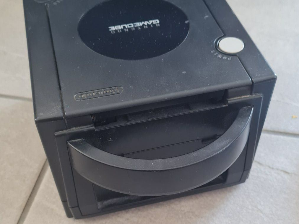 Nintendo Giochi: Nintendo Gamecube / 4 Spiele / Schwarz / JG 2001 – Difettoso da Safenwil venduto da Husqi2000 4