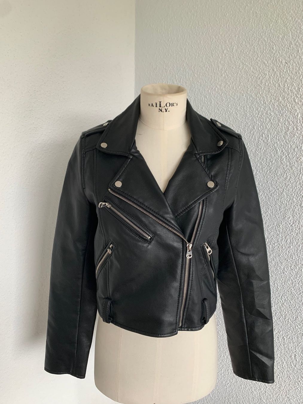 Giacche: Pull & Bear Damen Jacke Kunstleder Gr. M – Nuovo (secondo la descrizione) da Kirchdorf AG venduto da coco123