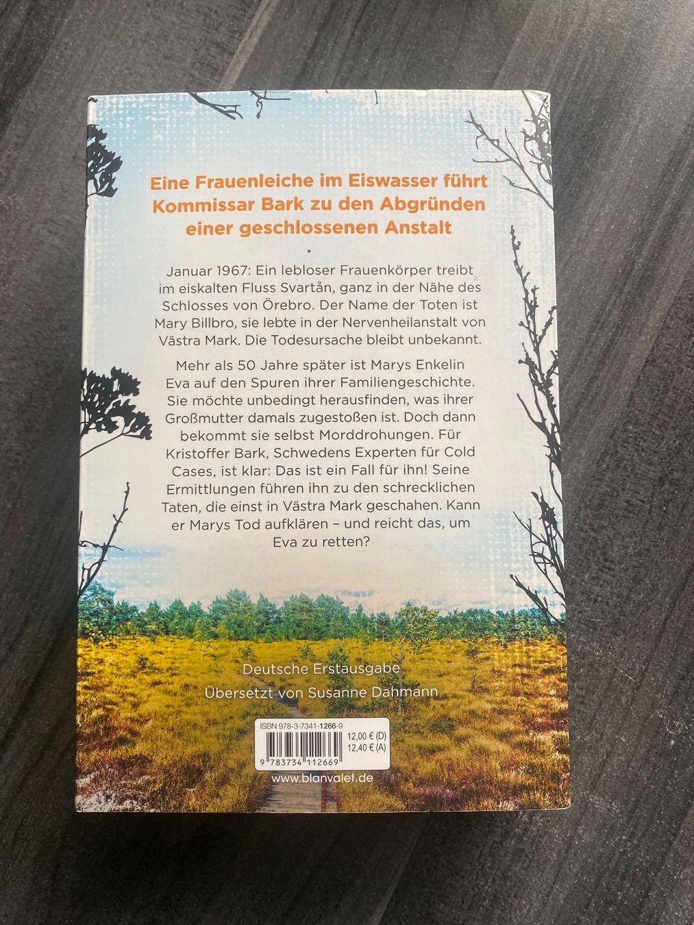 Libri: Schwedenkrimi Puppen Blut – Usato da Tagelswangen venduto da Laurastern1 1