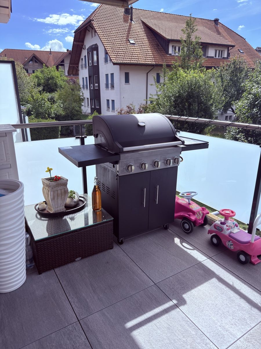 Grills: Gas grill  – Gebraucht aus Niederbuchsiten von karloskastaneza