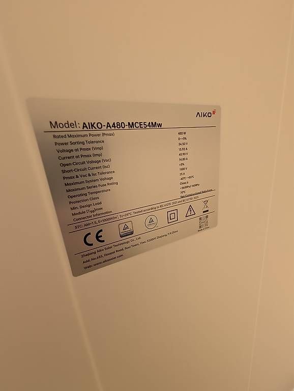 Dispositivi a energia solare: Solar AIKO 480W Neostar 3P54 – Usato da Winterthur venduto da up. 3